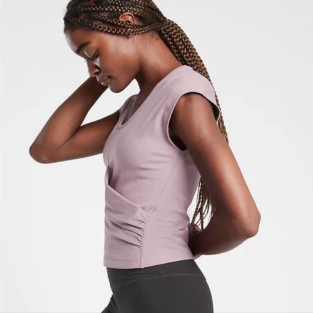 ATHLETA - Bayview Tee Flora Mauve